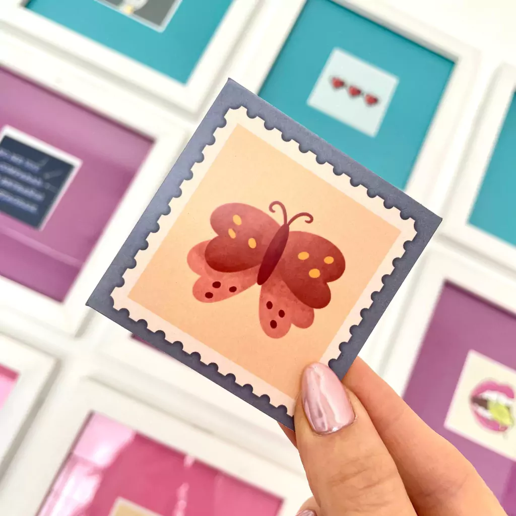 Sticker die cut OPP Estampilla Mariposa Otoñal