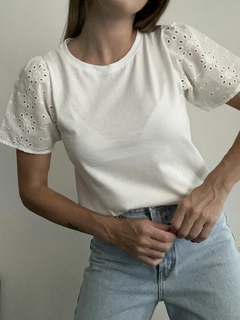 Remera ZAFIRO broderie - Mil Horas Ropa