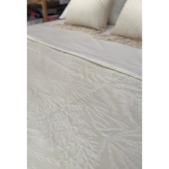 LIQUIDACION Colcha Portuguesa Danubio Celebration Queen size / 2 1/2 Plazas