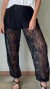 Calça Renda Aladim com Shorts Preta na internet