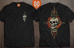 REMERA -CRANEO Y ROSAS V2- en internet