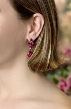 Aros de cristales fucsias NAOMI en internet