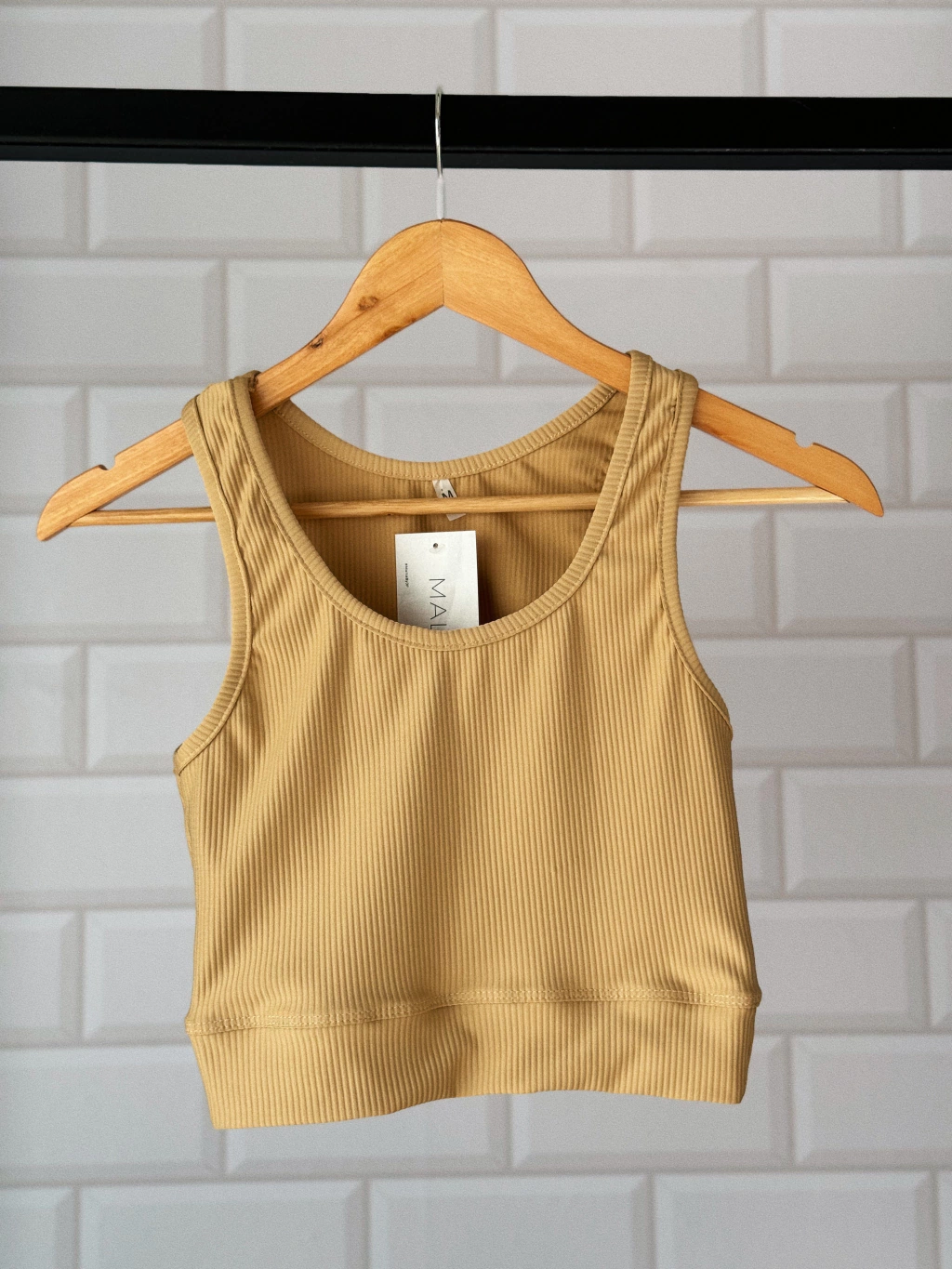 TOP GIA CAMEL