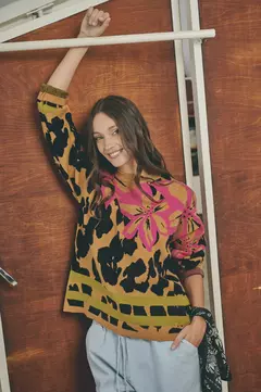 Sweater Selva Camel. en internet