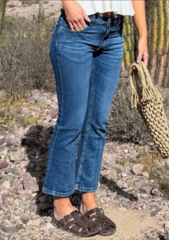 Jean Faro Flare Crop Saltan Pepa en internet