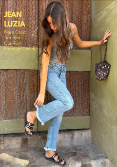 Jean Luzia Flare Crop Saltan Pepa