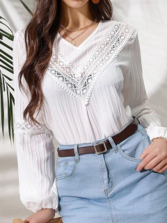 Blusa Noir en internet