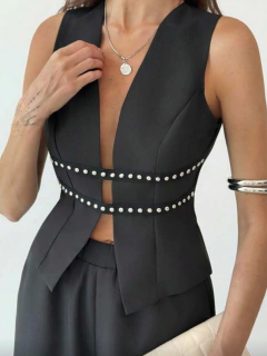 Conjunto Black en internet