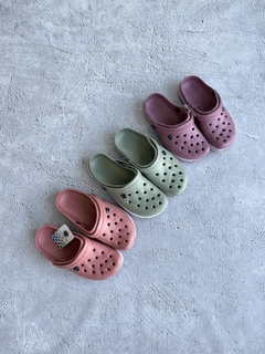 Crocs