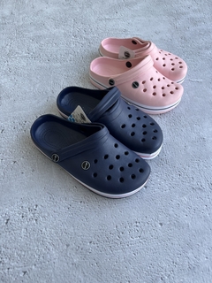 Crocs en internet