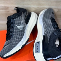 Tênis Nike Zoomx Preto Branco - comprar online