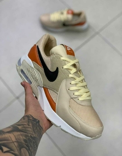 Tênis Nike Air Max Excee Bege Laranja
