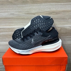 Tênis Nike Zoomx Preto Branco