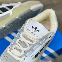 Tênis Adidas ADI2000 Branco Bege - comprar online