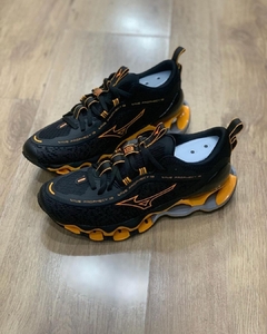 Tênis Masculino Wave Prophecy 13 Preto Laranja - comprar online