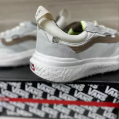 Tênis Masculino V4ns Ultr4range Bege - loja online