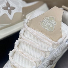 Tênis Masculino LV Skate Dourado Creme na internet