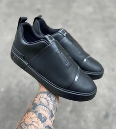 Tênis Masculino Balmain Preto Fechado
