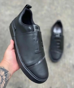 Tênis Masculino Balmain Preto Fechado - comprar online