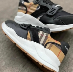 Tênis Masculino Burberry Preto na internet