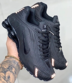 Tênis Masculino Shox 4 Molas R4 Preto - comprar online