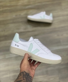 Tênis Feminino Vert V12 Turquesa