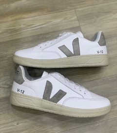 Tênis Feminino Vert V12 Grafite - comprar online