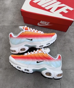 Tênis Masculino Nike TN Laranja