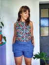 MUSCULOSA SAUCE ESTAMPA FLORES RUSAS