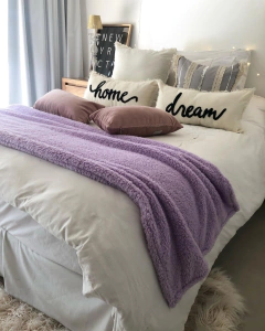 Pie de cama corderito lila (para cama de 2 plazas)