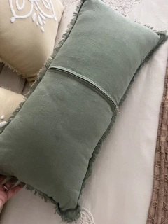 Almohadón palabra bordado - Parcelle Home