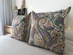 Almohadón estampado Lilas en internet