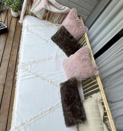 Almohadón piel ultra soft rosa viejo - comprar online