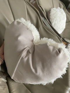 Almohadón corazón ultra soft natural en internet