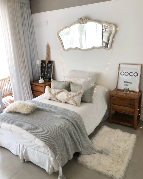 Almohadón Boho con lentejuelas doradas