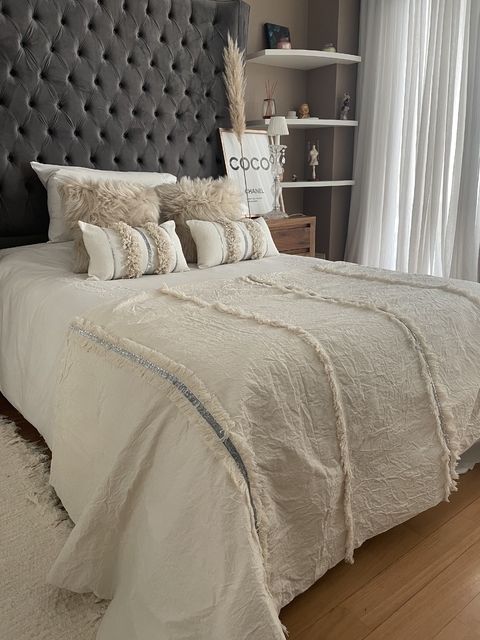 Pie de cama tiras brillos (para cama dos plazas, queen y king)