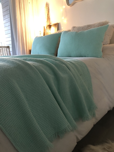 Pie de cama aqua desflecado (para una plaza o 2 plazas y queen)