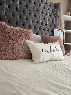 Almohadón Inhale- exhale con flecos