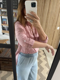 Imagen de CAMISA LA BORDEVOY MUJER, BRODERIE ROSA