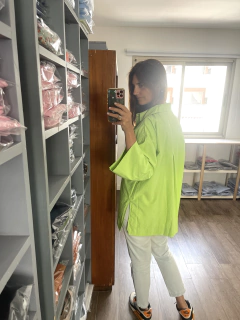 Imagen de CAMISA LA BORDEVOY MUJER, TOTTENHAM VERDE MANZANA