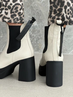 Bota Baby E de Cuero Natural - tienda online