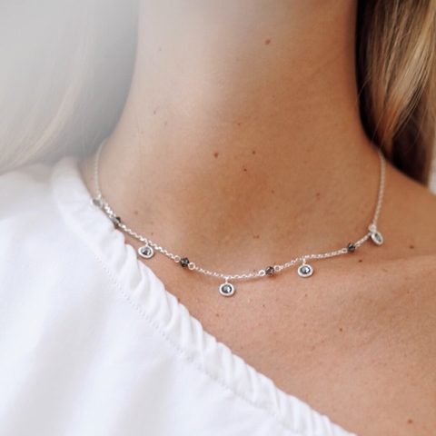 Collar Frida corto