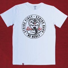 Remera Hombre Cobra Kai Strike Hard El Danzante - comprar online