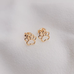 Brinco Patinha vazada banhado a ouro - comprar online