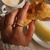 Anel Croissant regulável banhado a ouro - comprar online