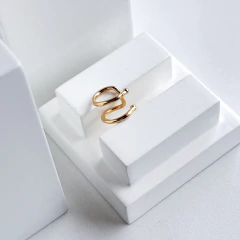 Piercing fake Fio Duplo banhado a ouro - comprar online