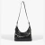 Bolsa Hobo Vegas Média Couro Preta Schutz na internet