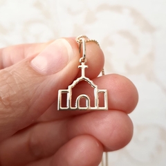 Colar Pingente Igreja Vazada Folheada Ouro - CJP428-D/50 - Loja Santo Anjo