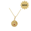 Colar folheado com medalha de Jesus e detalhe em resina vermelha, com corrente de 50cm.