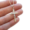 Colar Pingente Cruz com Cristo Folheado Diam 60cm- CJC420-DR
